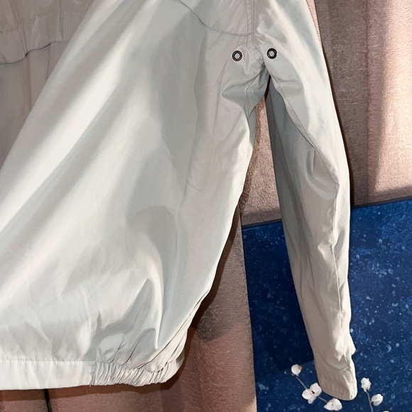 Izod Size XL Zipup Cream Jacket - Picture 10 of 14